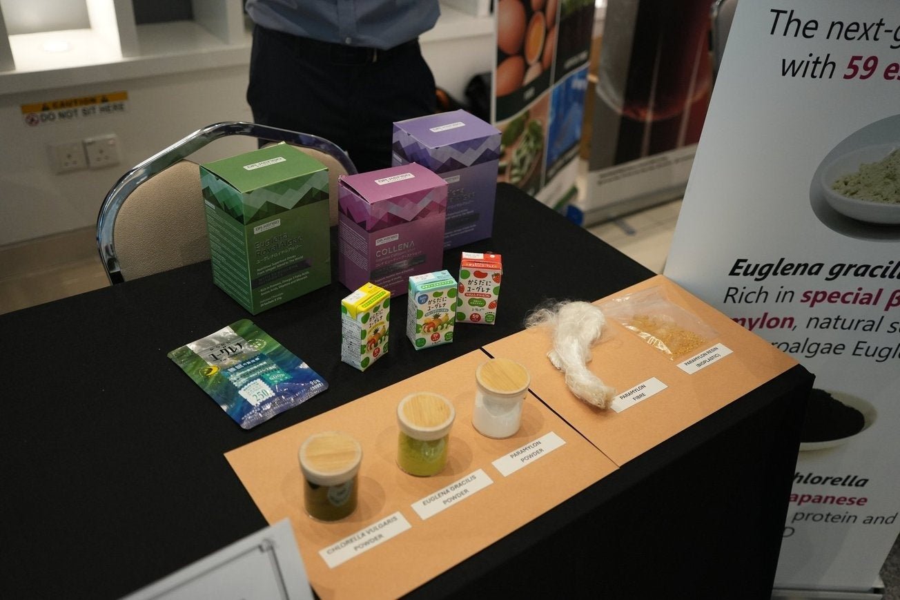 展示されていた微細藻類の素材やヘルスケアプロダクト